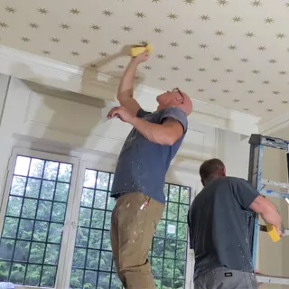 Veteran Painting & Wallcoverings