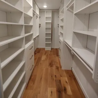 Closet 1 Interiors