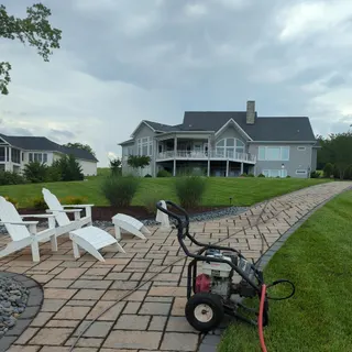 Smith Mountain Lake Pressure Cleaning & Painting, LLC