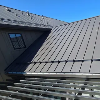 Giant Roofing, LLC